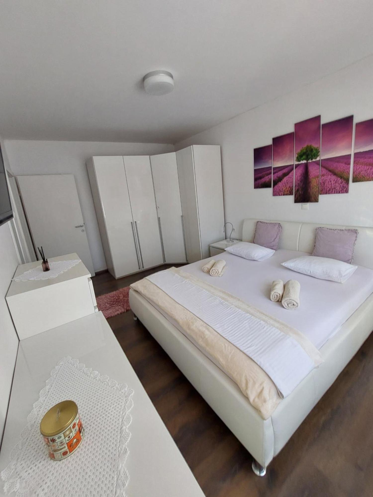 Apartman Nora Jelsa  Eksteriør billede