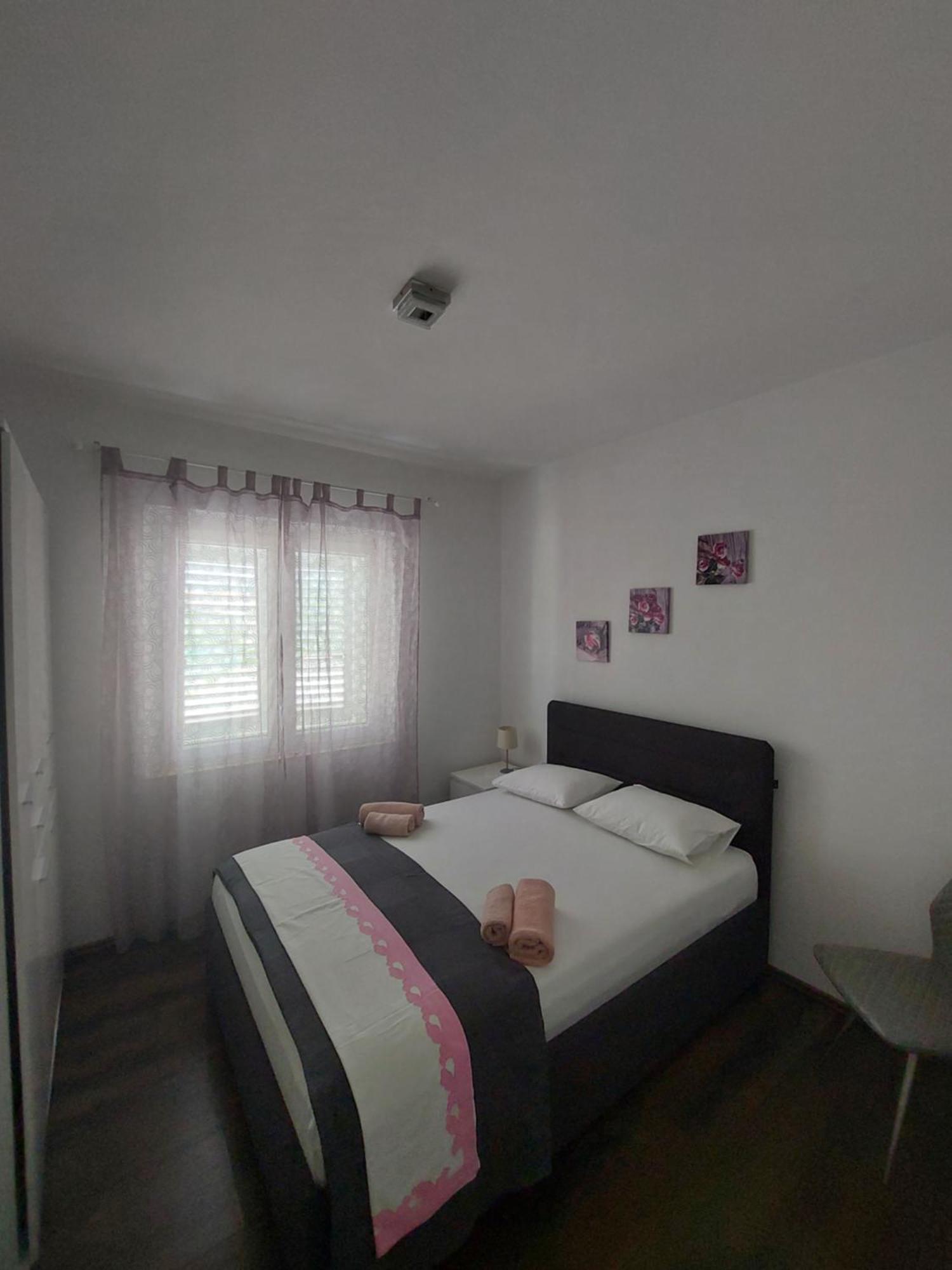 Apartman Nora Jelsa  Eksteriør billede